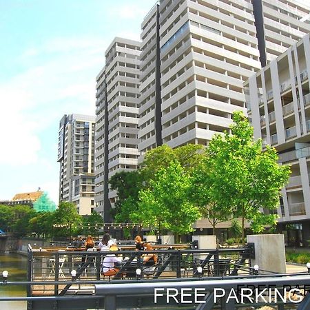 Two Towers Old Town Apartments-City Center-By The River-Observation Terrance On The Roof-Free Parking Breslavia Exterior foto